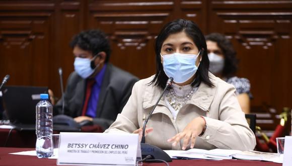 Betssy Chávez anunció que va a comenzar con la recolección de firmas este viernes. (Foto: MTPE)