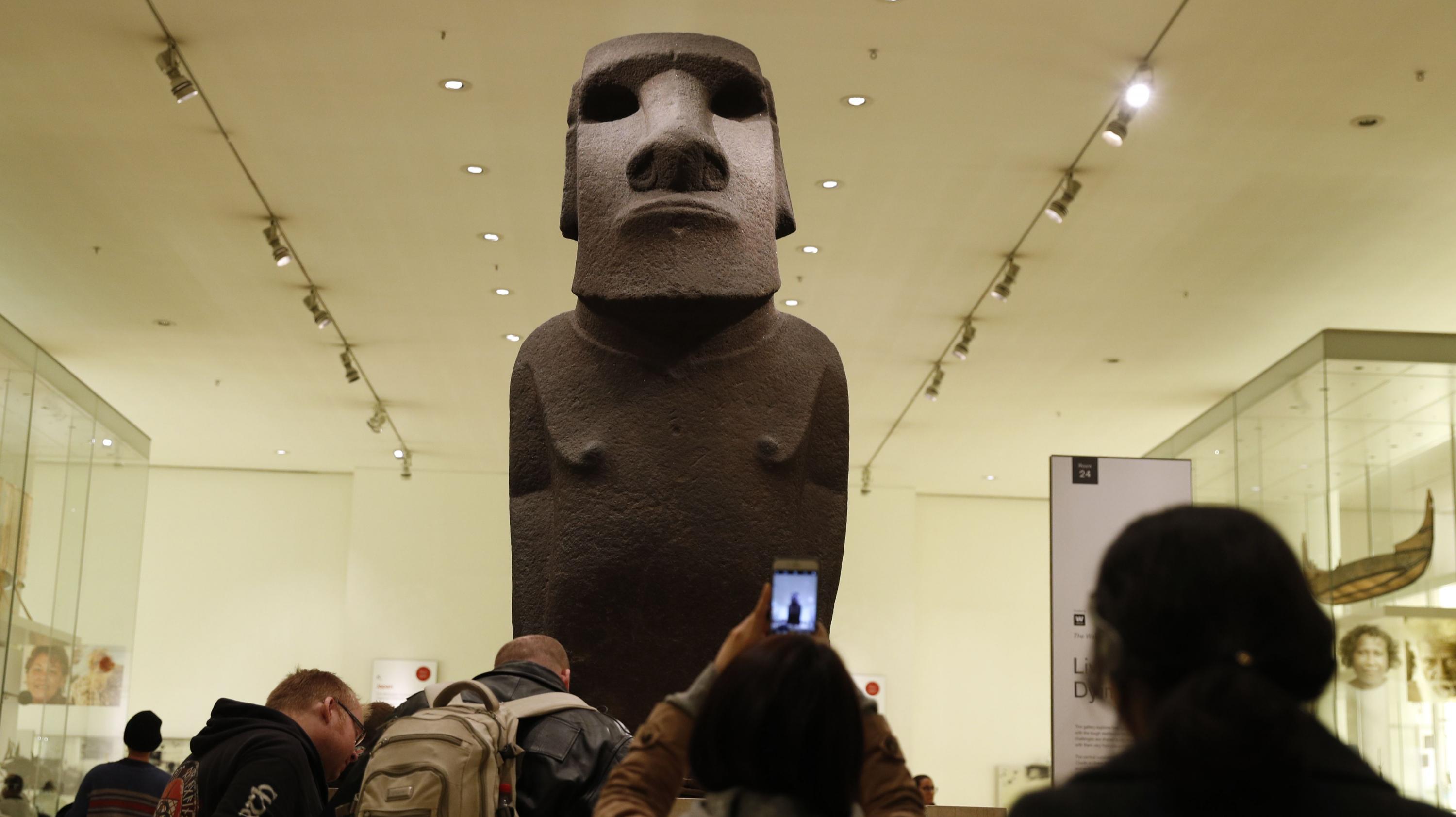 Pueblo rapanui ruega al Museo Británico que le devuelvan a su "ancestro. (AFP).
