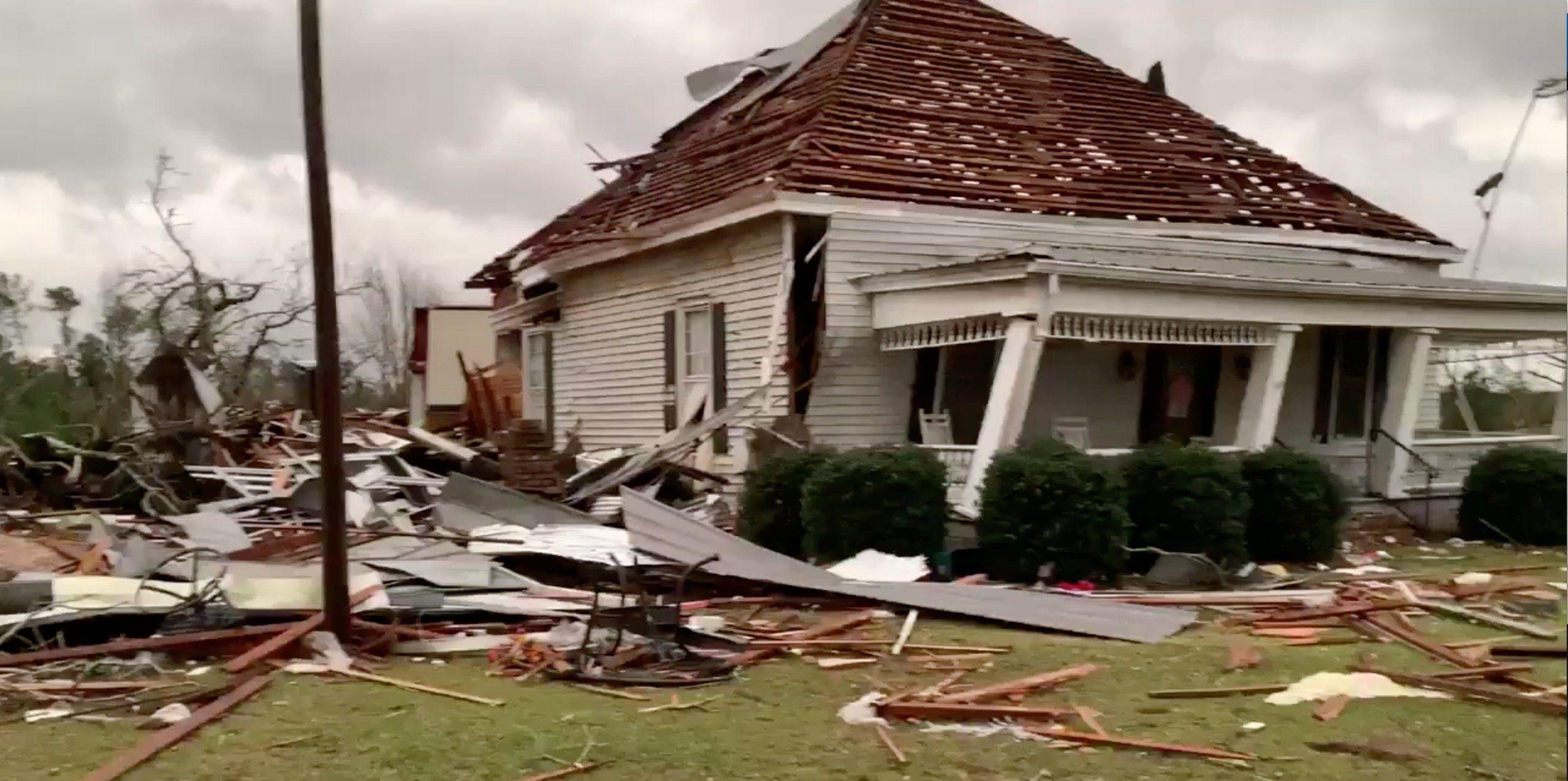 Alabama | Condado de Lee | Un catastrófico tornado mata a 23 personas en Estados Unidos. (Reuters).