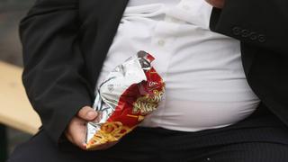 Culpan a alimentos procesados por el incremento de la obesidad