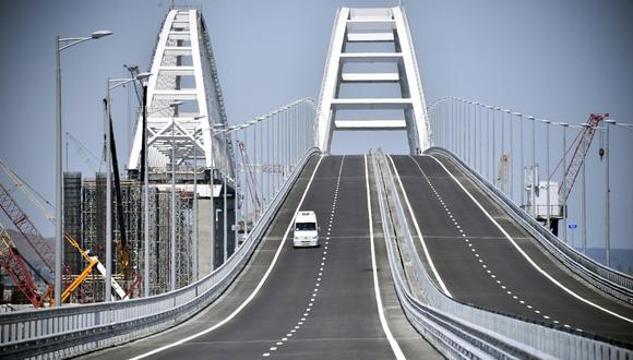 Sus 19 kilómetros de largo convierten al nuevo puente de Kerch en el más largo de Europa. (Reuters).