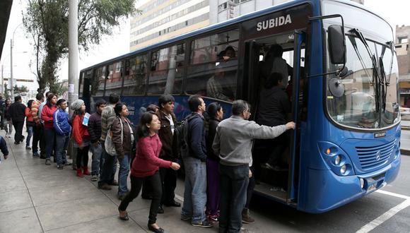 El ‘olón’ azul, por Martha Meier Miró Quesada