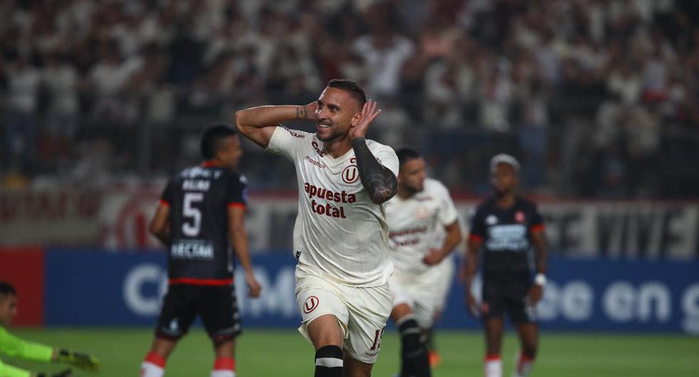 Emanuel Herrera anotó en el partido entre Universitario vs. Santa Fe por Copa Sudamericana.