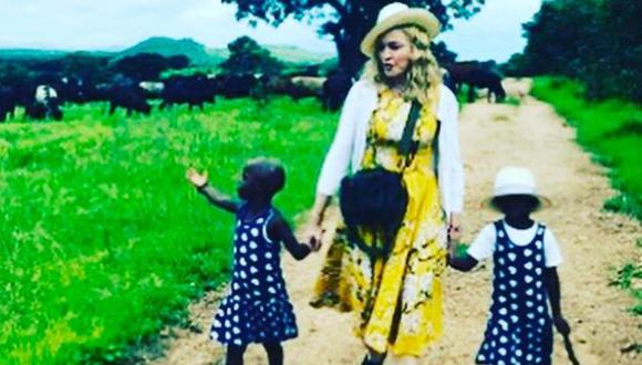 Madonna confirma en Instagram que adoptó a gemelas de Malaui