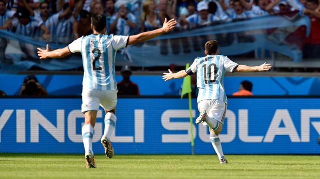 El desenfrenado festejo de Messi en el triunfo argentino - 4