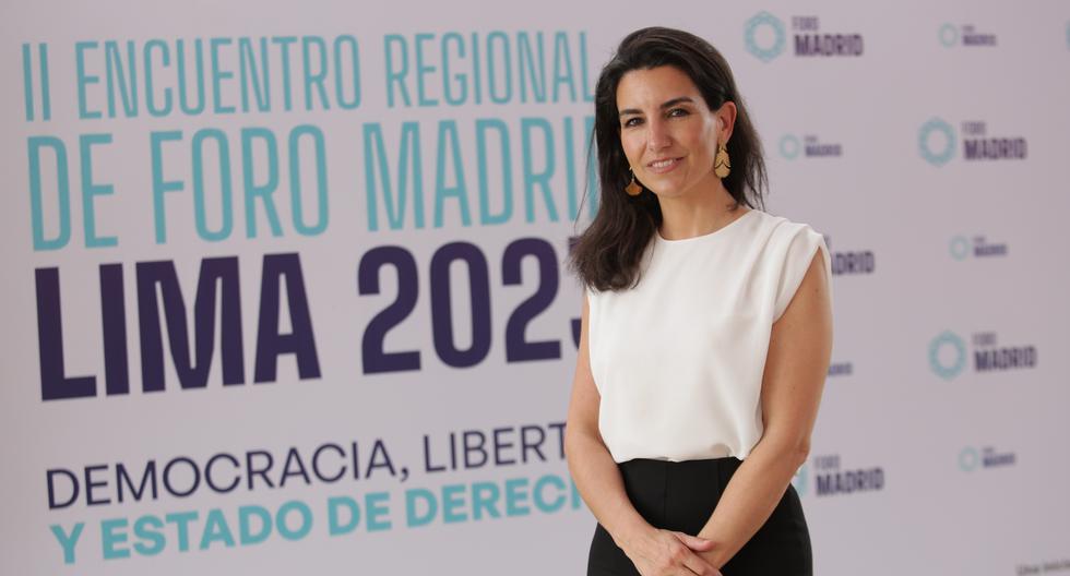 Monasterio llegó a las filas de Vox en el 2014. Desde el 2019 es diputada en la Asamblea de Madrid por dicho partido, además de fungir como portavoz y presidenta provincial de la agrupación política en la capital española.