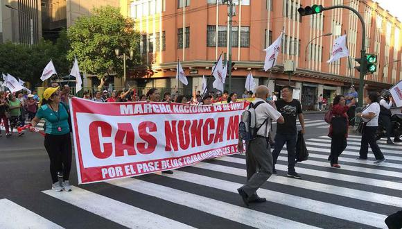 "La eliminación del régimen CAS implicará la incorporación a la planilla de las entidades públicas a cerca de 220.000 trabajadores", precisa Castilla. (Foto: Ronny Isla/ GEC)