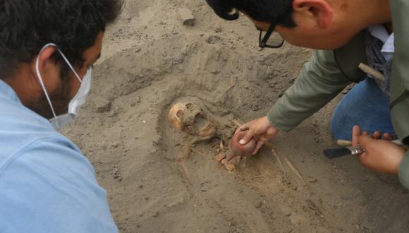 Sacrificio masivo en Huanchaco: hallan restos óseos de niño de la élite Chimú. (Foto: Johnny Aurazo)