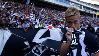 “Le pregunto sobre Balotelli y Robinho”: Alexander Lecaros y su buena relación con Honda en Botafogo