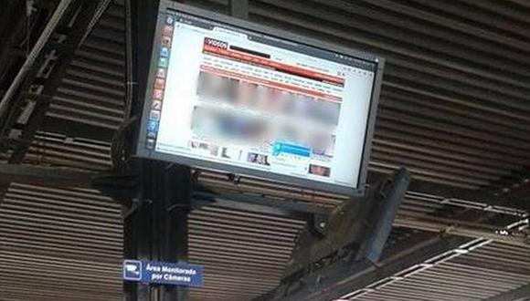 Pornografía invade terminal de buses tras ataque de hackers