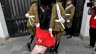 Chile: estudiantes entraron a la fuerza al Palacio de La Moneda