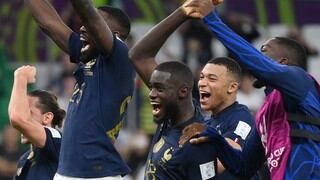 Francia a cuartos de final. La selección de Didier Deschamps venció por 3-1 al equipo de Robert Lewandowski