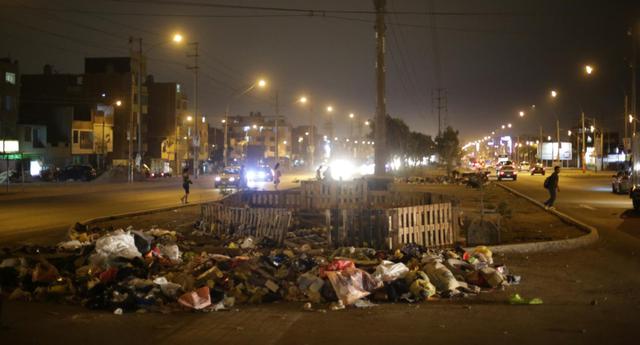 Según el municipio, se está trabajando en un nuevo sistema de recojo de basura y se han adquirido ocho nuevas máquinas compactadoras. (Foto: Marco Ramon)