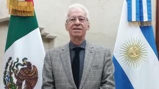 Renuncia embajador mexicano que fue acusado de robar un libro en Argentina