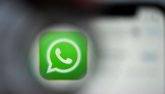WhatsApp incorporará tecnología de inteligencia artificial en su barra de búsqueda.