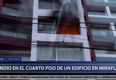 Incendio en Miraflores: bomberos atienden emergencia en cuarto piso de edificio