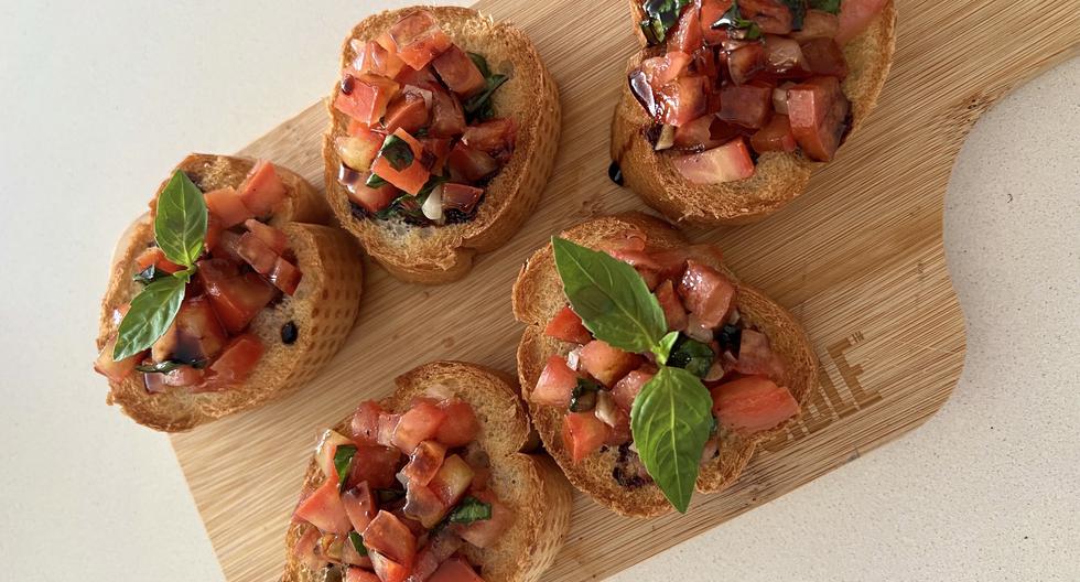 Bruschettas: learn how to prepare this healthy snack