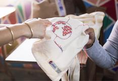 Emprendimientos peruanos lanzan un bolso reutilizable hecho por mujeres en condiciones vulnerables