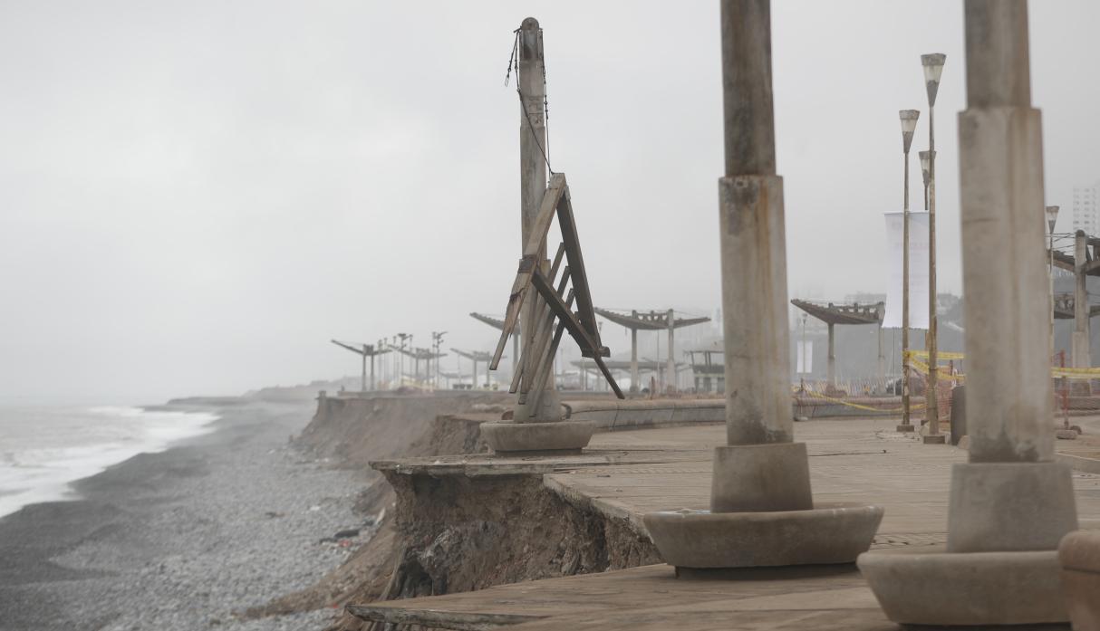 En este estado se encuentra el malecón de la Costa Verde, a pocos días del inicio de los Juegos Panamericanos 2019. (Foto: Renzo Salazar / El Comercio)