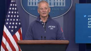 Bill Murray irrumpe en la Casa Blanca para hablar de béisbol