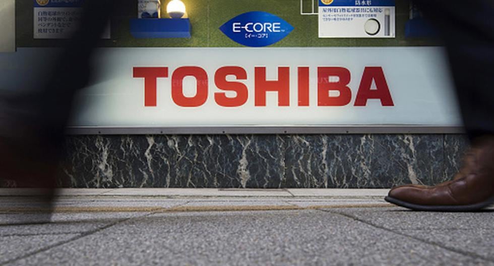 Toshiba confirmó que está considerando escindir su negocio de memorias flash en una nueva compañía. Aquí los detalles. (Foto: Getty Images)