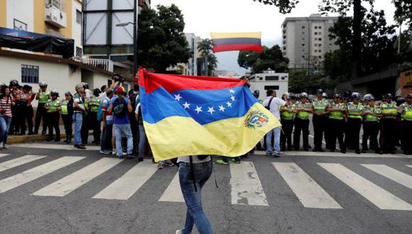 Ha pasado más de un mes desde que se iniciaron las protestas de la oposición venezolana. Desde entonces. se han reportado 42 personas fallecidas en las manifestaciones.