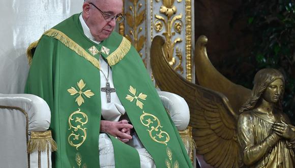 El Vaticano recibió informes en 2015 y 2017 de que un obispo argentino cercano al papa Francisco se tomó fotografías desnudo, mostraba un comportamiento “obsceno” y había sido acusado de presuntas conductas sexuales inapropiadas. (AFP)