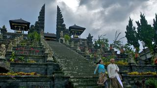 Bali: al pie del Océano Índico