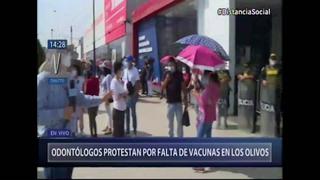 COVID-19: odontólogos protestan por falta de vacunas en Los Olivos | VIDEO 