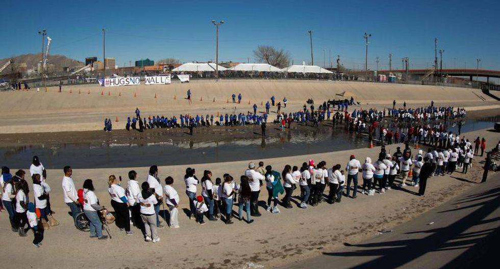Cientos de inmigrantes indocumentados se reunieron con parientes en El Paso. (Foto: EFE)