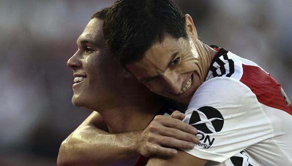 River Plate sigue apuntando a la cima del título tras ganarle al primer lugar, Racing. | AFP