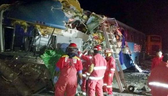 La Sutran dio detalles del accidente que dejó unos 17 muertos en la Panamericana Sur, en Nasca, Ica. (Radio Uno)