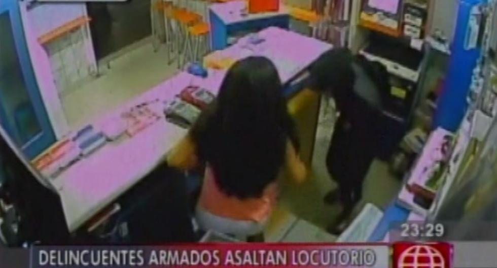 Callao: delincuente asalta locutorio y se lleva 5 mil soles (Foto: América TV)