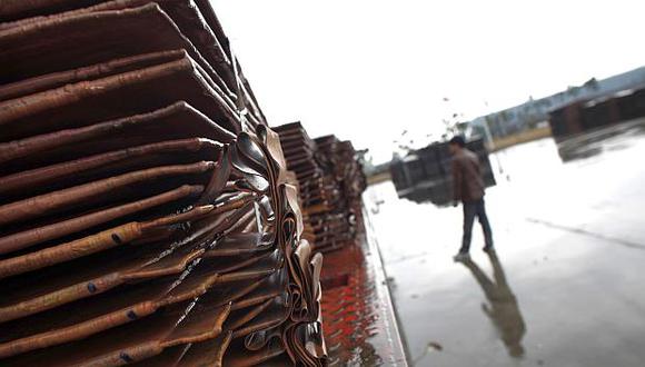 Las existencias de cobre en almacenes registrados en la Bolsa de Metales de Londres están cerca de mínimos de 10 años. (Foto: Reuters)