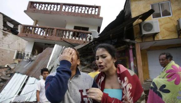 Facebook: angustias y solidaridad tras terremoto en Ecuador