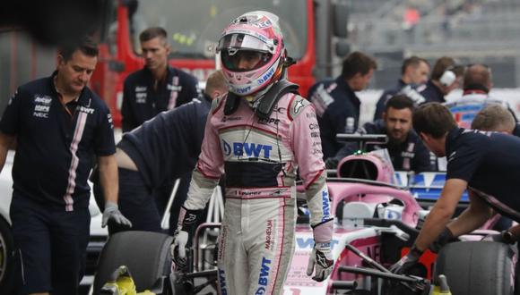 Sergio 'Checo' Pérez se despidió del Gran Premio de México por un problema con su auto. El mexicano logró ubicarse en la casilla 7 de la competencia (Foto: agencias)