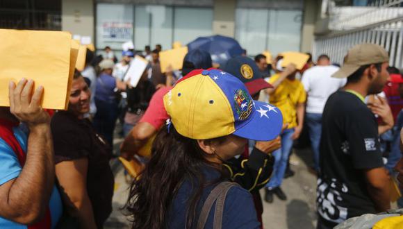 El sistema de citas en línea se activó a las 00:00 horas del miércoles 24 de enero para que los venezolanos que se encuentran en el Perú puedan reservar la fecha y horario de su atención, en la sede central de Migraciones, en Lima, o en las 14 jefaturas zonales del interior del país. (El Comercio)
