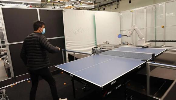 Google: compañía crea un robot que es capaz de jugar ping pong. (Foto: Google)