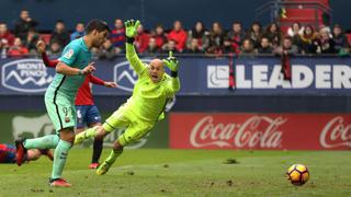 Barcelona: Suárez anotó ante Osasuna tras 'lluvia' de toques