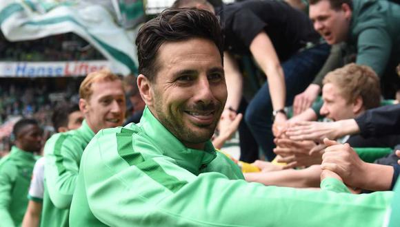 Claudio Pizarro usará tradicional número en el Werder Bremen. (Foto: EFE)