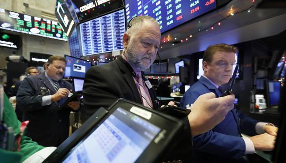El Dow Jones de Industriales, considerado el principal índice del parqué neoyorquino, perdía un leve 0,05 % hasta situarse en 38.707,83 puntos. (Foto: AP)