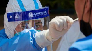 Shanghái reporta las primeras muertes por coronavirus desde el inicio del confinamiento 