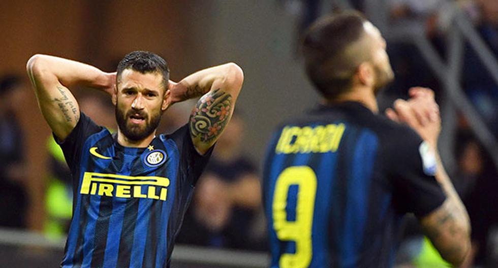 Mauro Icardi no pudo darle un buen resultado al Inter de Milán tras fallar un increíble gol (Foto: EFE)