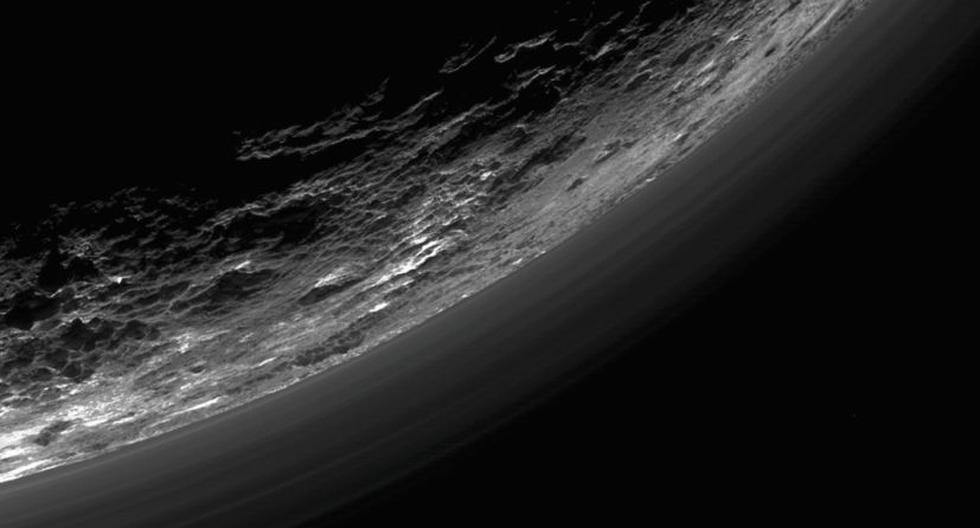 Más de 20 capas de Neblina se han encontrado en Plutón. (Foto:NASA/JHUAPL/SwRI/Gladstone et al./Science (2016)) 
