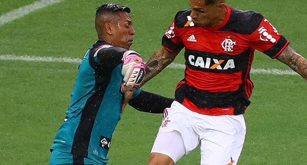 Flamengo vs Santos se enfrentarán en el Maracaná con Paolo Guerrero.. (Foto: Getty Images)