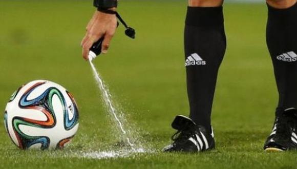 Bundesliga también usará aerosol de campo desde esta temporada