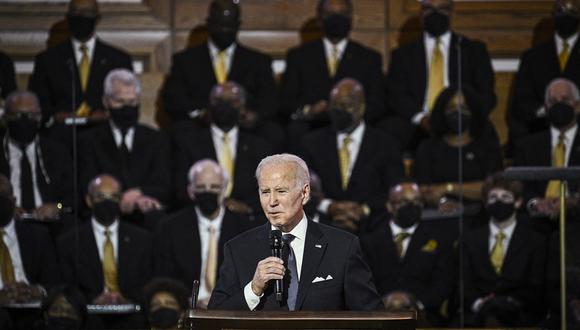 El presidente de los Estados Unidos, Joe Biden, habla en la Iglesia Bautista Ebenezer en Atlanta, Georgia, el 15 de enero de 2023. (Foto de Brendan SMIALOWSKI / AFP)