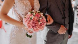 Su novia tenía cáncer terminal y él la sorprendió con la boda de sus sueños dentro del hospital