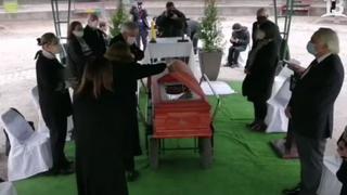 Polémica en Chile: acusan a Piñera de incumplir el protocolo del coronavirus en el funeral de su tío | VIDEO 