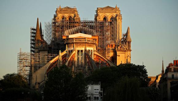 Así se veía la catedral de Notre Dame un año después del incendio. AFP